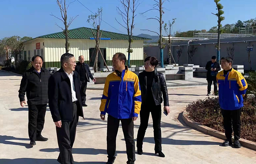 江西省生態(tài)環(huán)境廳黨組成員、副廳長龍剛一行蒞臨挺進環(huán)保和樂新村污水處理站視察調(diào)研